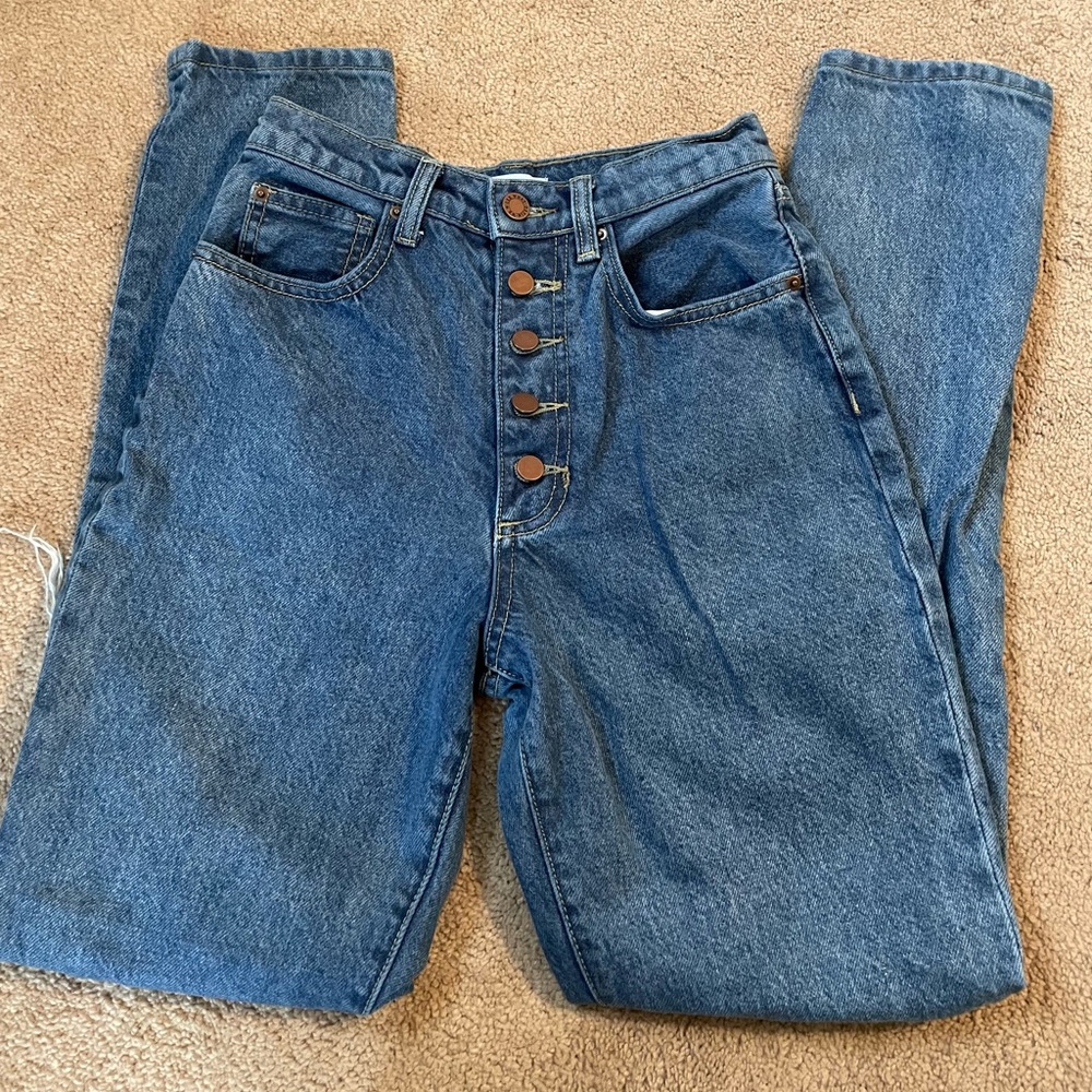 NWOT WeWoreThat vintage inspired mom jeans medium wash size 24